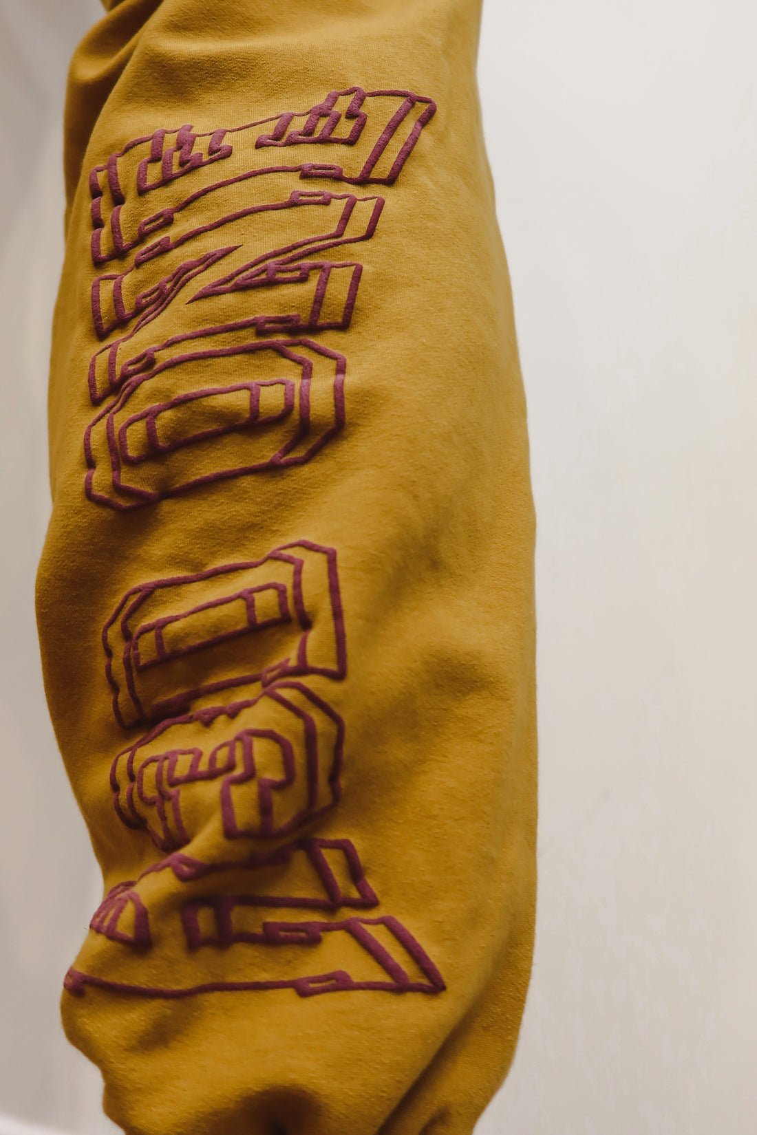VARSITY SWEATPANTS MUSTARD