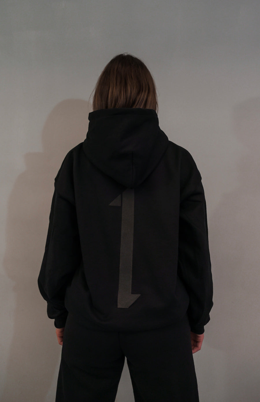 BASIC HOODIE BLACK